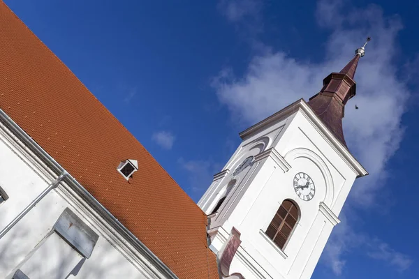 Reformed church in the village of Domsod — Stock Photo, Image