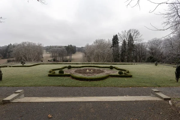 Garden of the Karolyi Palace in Fuzerradvany, Hungary — Stock Photo, Image