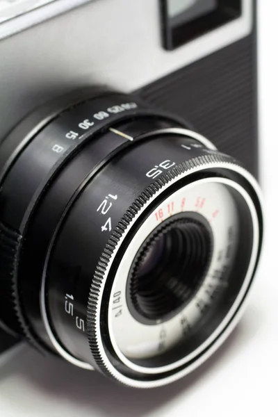 Close-up tiro de uma câmera de filme retro — Fotografia de Stock