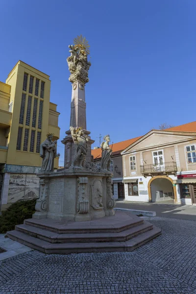 Statua della Santissima Trinità a Komarno — Foto Stock