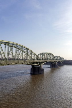 Macaristan ile Slovakya arasındaki Elisabeth köprüsü