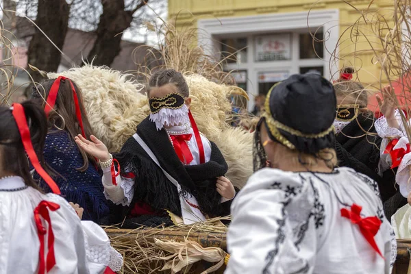 Busojaras Buso Walking Una Celebración Anual Mascarada Del Grupo Étnico —  Fotos de Stock