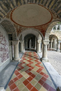 Macaristan, Szekesfehervar 'daki Bory Kalesi. Heykeltıraş ve mimar Jeno Bory ve ailesinin eski evi..