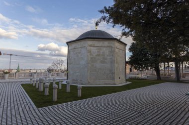 Gül Baba 'nın mezarı Budapeşte, Macaristan' da bir anıt mezardır..