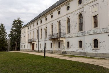 Macaristan 'ın Bicske kasabasındaki Barok Batthyany kalesi.