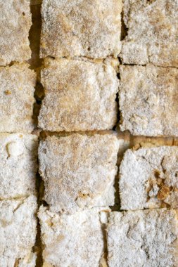 Napolyon kekinin pişmiş hamur yaprakları.