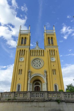 Fot, Macaristan 'daki Roma Katolik Kilisesi.