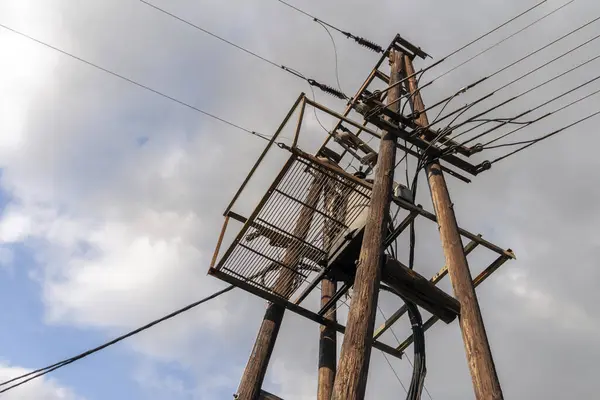 Viejas Líneas Eléctricas Poste Madera Europa —  Fotos de Stock