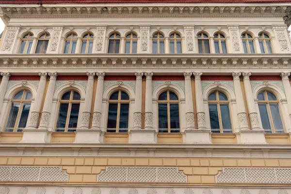 Fachada Edifício Classicista Kecskemet Hungria — Fotografia de Stock