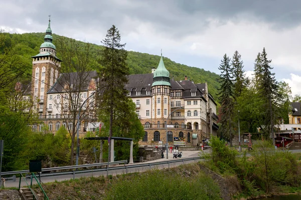 Den Berömda Lilafured Palats Och Bukk Bergen Bakgrunden — Stockfoto