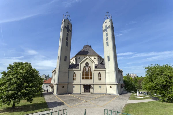 Католическая Церковь Христа Царя Дунайваросе Венгрия — стоковое фото
