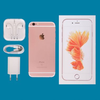 Moskova, Rusya - 27 Eylül 2017: Iphone 6s Apple Inc Apple tarafından geliştirilen bir akıllı telefon serbest bırakmak yeni iphone 6 durum ve iphone 6s