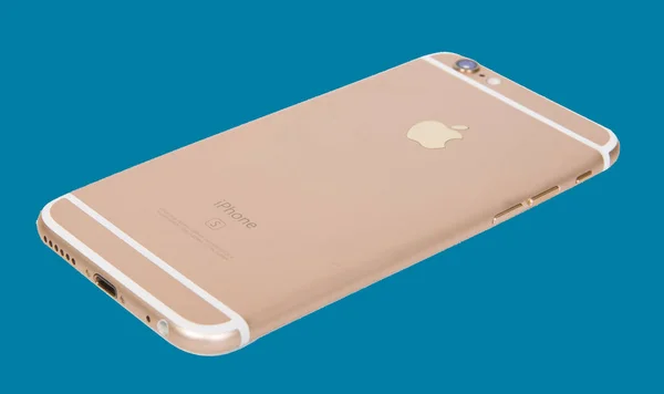 МОСКВА, Россия - 27 сентября 2017 года: Case for IPhone 6s - смартфон, разработанный Apple Inc. Apple выпускает новые iPhone 6 и iPhone 6s — стоковое фото