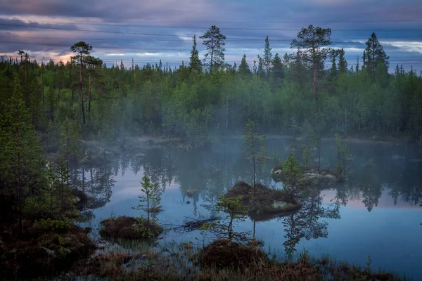 Summer Night landscape in the north of the Kola Peninsula in Russia. White nights, lakes, forests and haze in the swamps — Stock Photo, Image