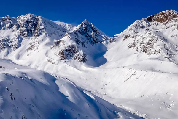 Estación de esquí en el glaciar Stubai en Tirol, Austria — Foto de Stock