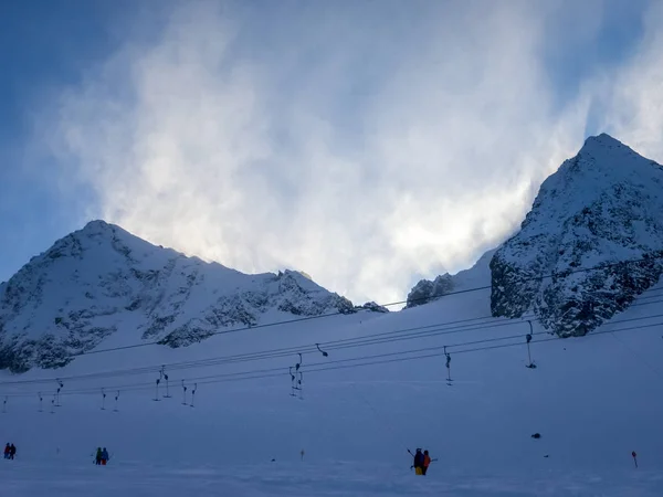 奥地利蒂罗尔Stubai冰川上的滑雪胜地 — 图库照片