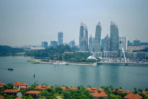 Panorama of Singapore from Sentosa island — Stock Photo, Image