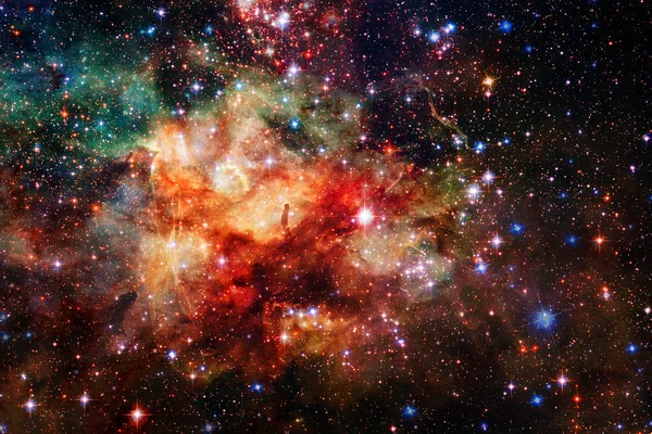Hermosas nebulosas en el espacio exterior. Elementos de esta imagen proporcionados por la NASA —  Fotos de Stock