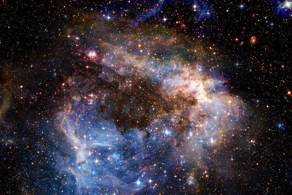 Невероятно красивая галактика на много световых лет дальше от Земли
.