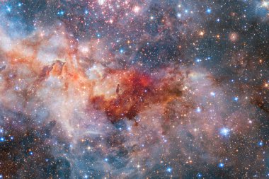 Evren yıldız, nebula ve galaksiyle dolu..