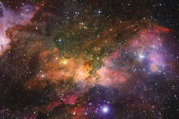 Oändlig rymd med nebulosor och stjärnor. — Stockfoto