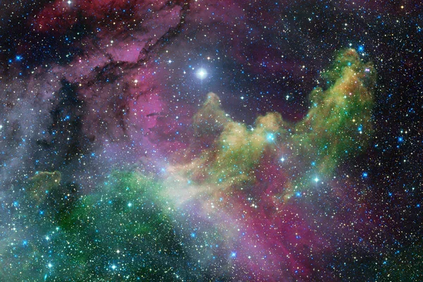 Aglomerado de estrelas no espaço profundo. Elementos desta imagem fornecidos pela NASA — Fotografia de Stock