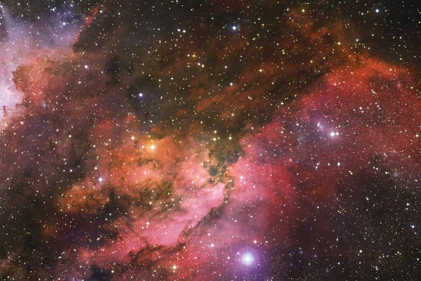 Uzayın derinliklerinde bir yıldız kümesi. Bu görüntünün elementleri Nasa tarafından döşenmiştir