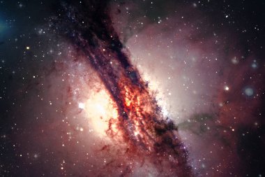 Nebula ve yıldızlı sonsuz uzay.