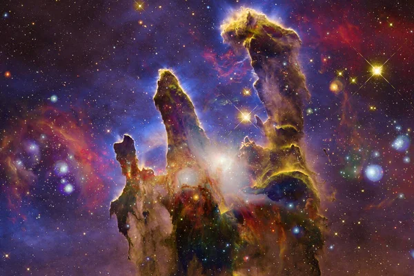 Bulutsular ve dış uzay, gizemli evren parlayan yıldız. Nasa tarafından döşenmiş bu görüntü unsurları.