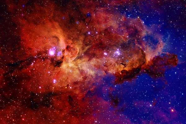 Nebula ve yıldızlı sonsuz uzay. Bu görüntünün elementleri Nasa tarafından döşenmiştir.