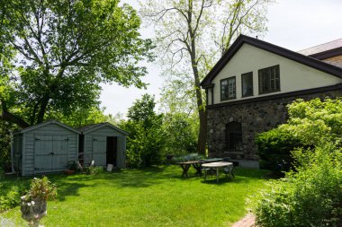 eski ev Spadina Ave Toronto bahçeli