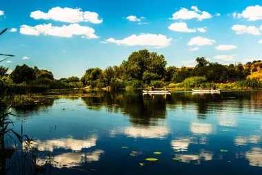 Sabah sakin bir Nehri üzerinde