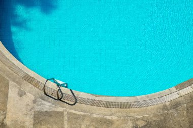 Yüzme Havuzu merdiven Üstten Görünüm