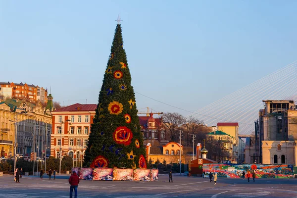 Vladivostok Przeddzień Nowego Roku 2018 Centralnego Placu Miasta Władywostok Choinki — Zdjęcie stockowe