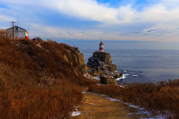 Faro Capo Basargin Baia Del Corno Oro Simbolo Vladivostok Isola — Foto Stock