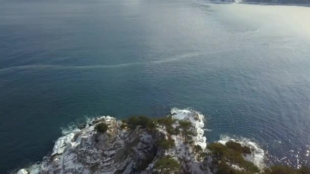 Okyanus Cliff Dik Kayalık Sahil Şeridi Uzak Doğu Marine Reserve — Stok video