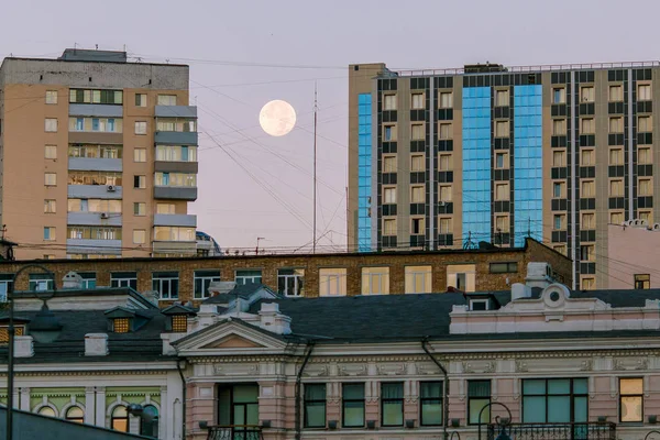 Modernos Edificios Residenciales Ciudad Vladivostok Edificios Residenciales Gran Altura Amanecer — Foto de Stock