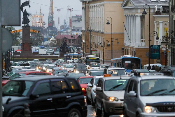 Summer 2015 Vladivostok Russia Traffic Jams Central Road Congestion Track — Stock Photo, Image