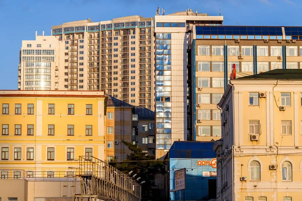 Moderna Bostadshus Staden Vladivostok Höghus Gryningen — Stockfoto