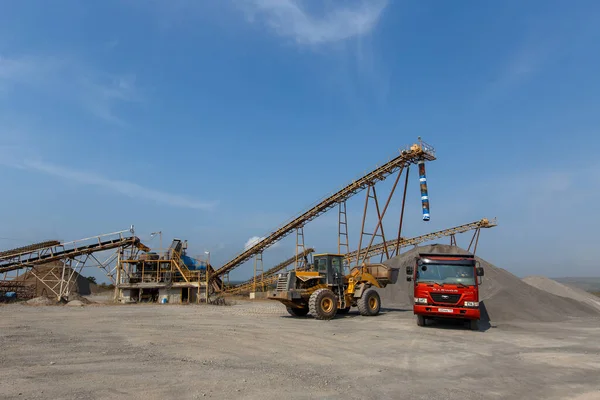 Otoño 2015 Región Primorsky Rusia Fotografía Industrial Excavadora Amarilla Trabaja — Foto de Stock