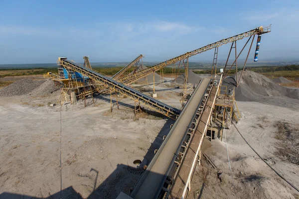 Industrial Photography Crushed Stone Conveyor Dump Trucks Quarry — Stock Photo, Image
