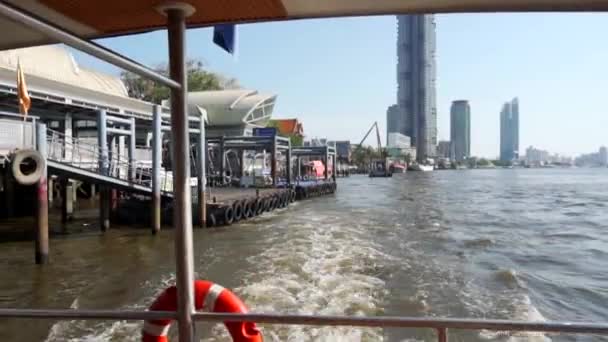 Spring 2019 Bangkok Thailand Slow Motion River Station Aan Chao — Stockvideo