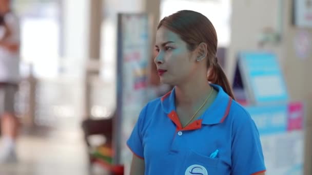 Summer 2019 Bangkok Thaiföld Gyönyörű Fiatal Thai Lány Mosolyog Kamerába — Stock videók