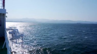 Güney Kore liman şehri Dohnu 'nun yolcu feribotunun yanından görünüşü