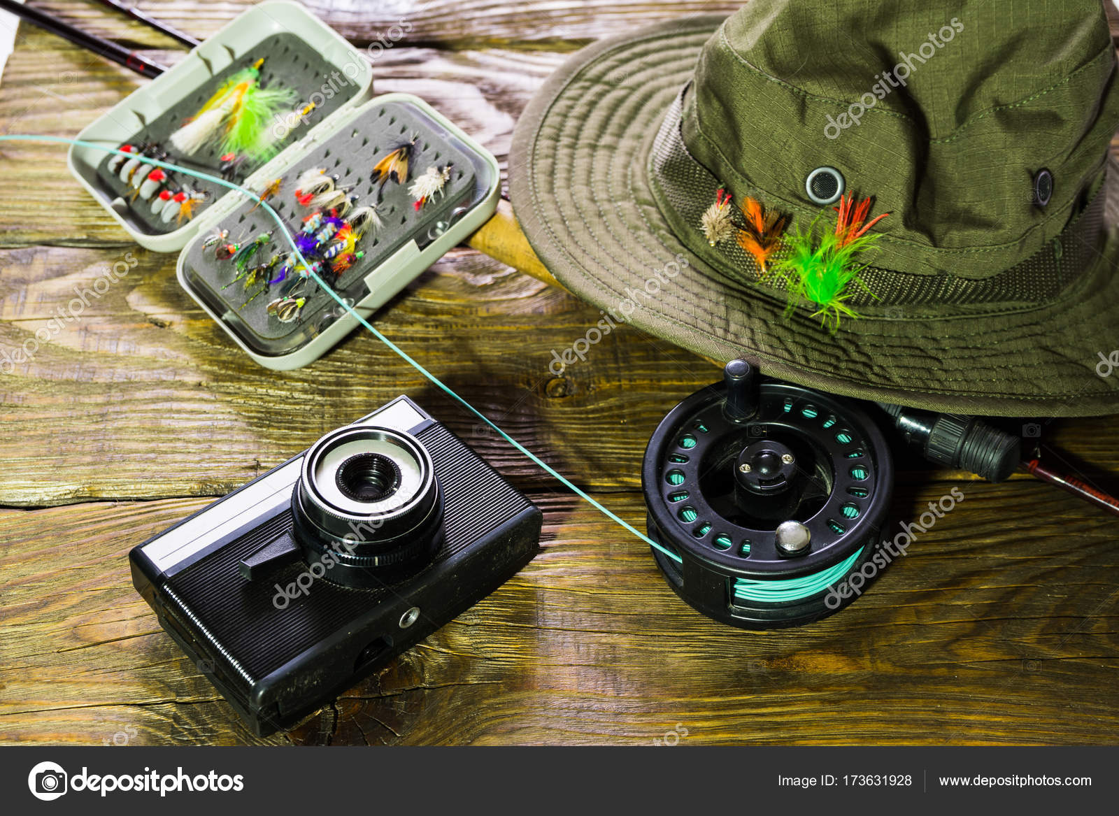 fly fishing hat with flies