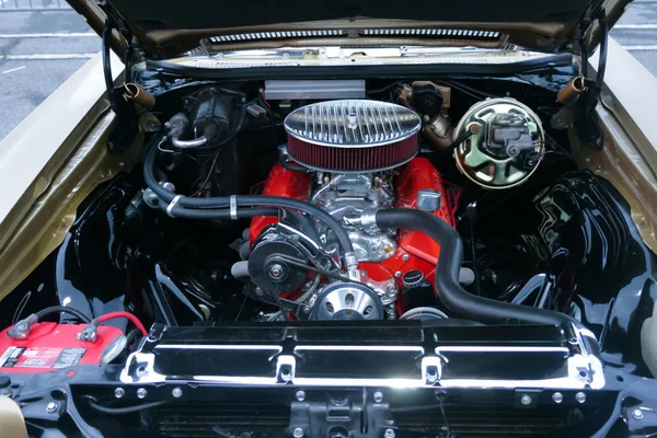 Engine Old Car Bonnet Open — Stock Photo, Image
