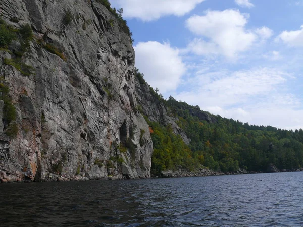 Pembroke Rock'ta. Kanada, Kuzey Amerika.
