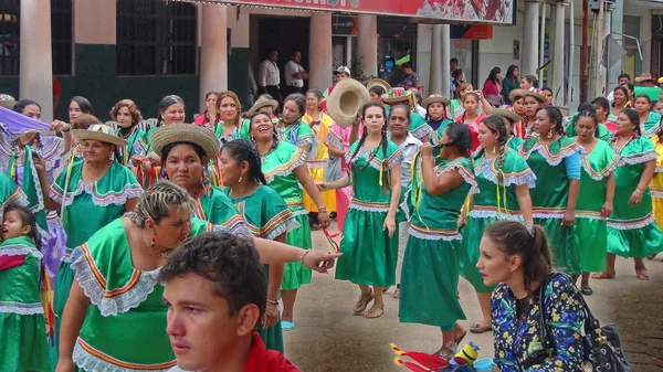 Partij in Trinidad. Bolivia, Zuid-Amerika. — Stockfoto