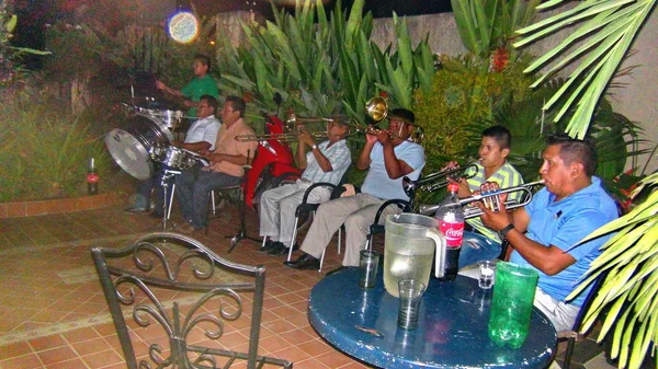 Партия в Боливии, Южная Америка . — стоковое фото