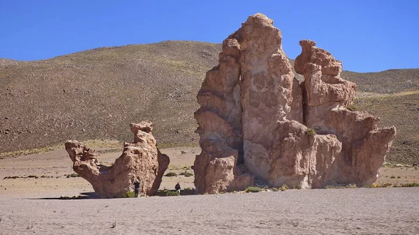 Rock határán. Bolívia, Dél-Amerika. — Stock Fotó